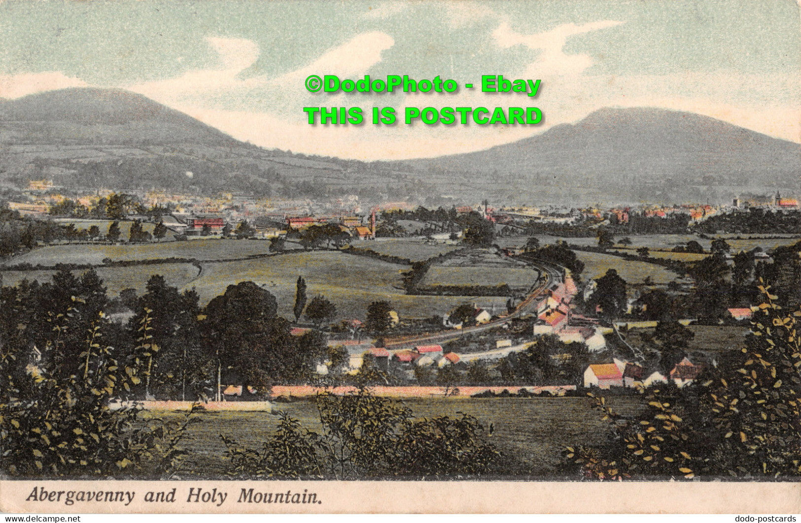 R357896 Abergavenny And Holy Mountain - Monde