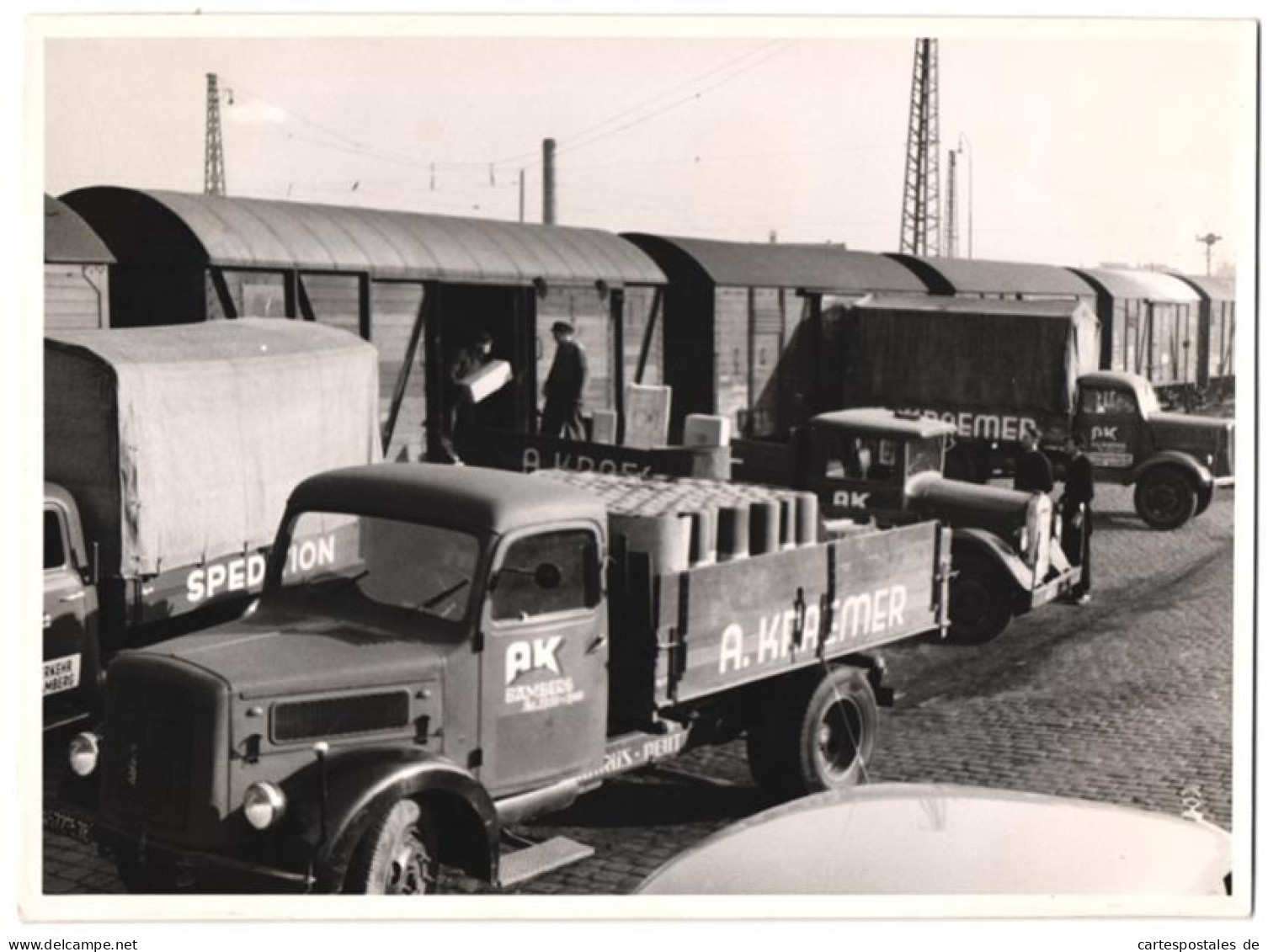 Fotografie Lastwagen Magirus-Deutz Der Spedition A. Kraemer In Bamberg Am Güterbahnhof  - Treinen