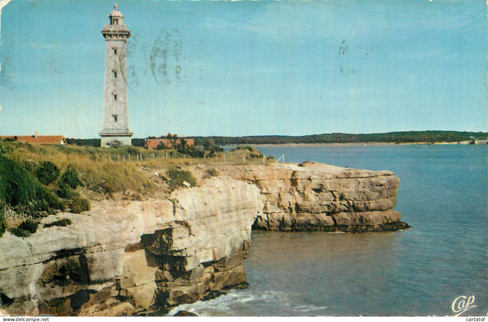 SAINT GEORGES DE DIDONNE . Les Rochers Et Le Phare - Saint-Georges-de-Didonne