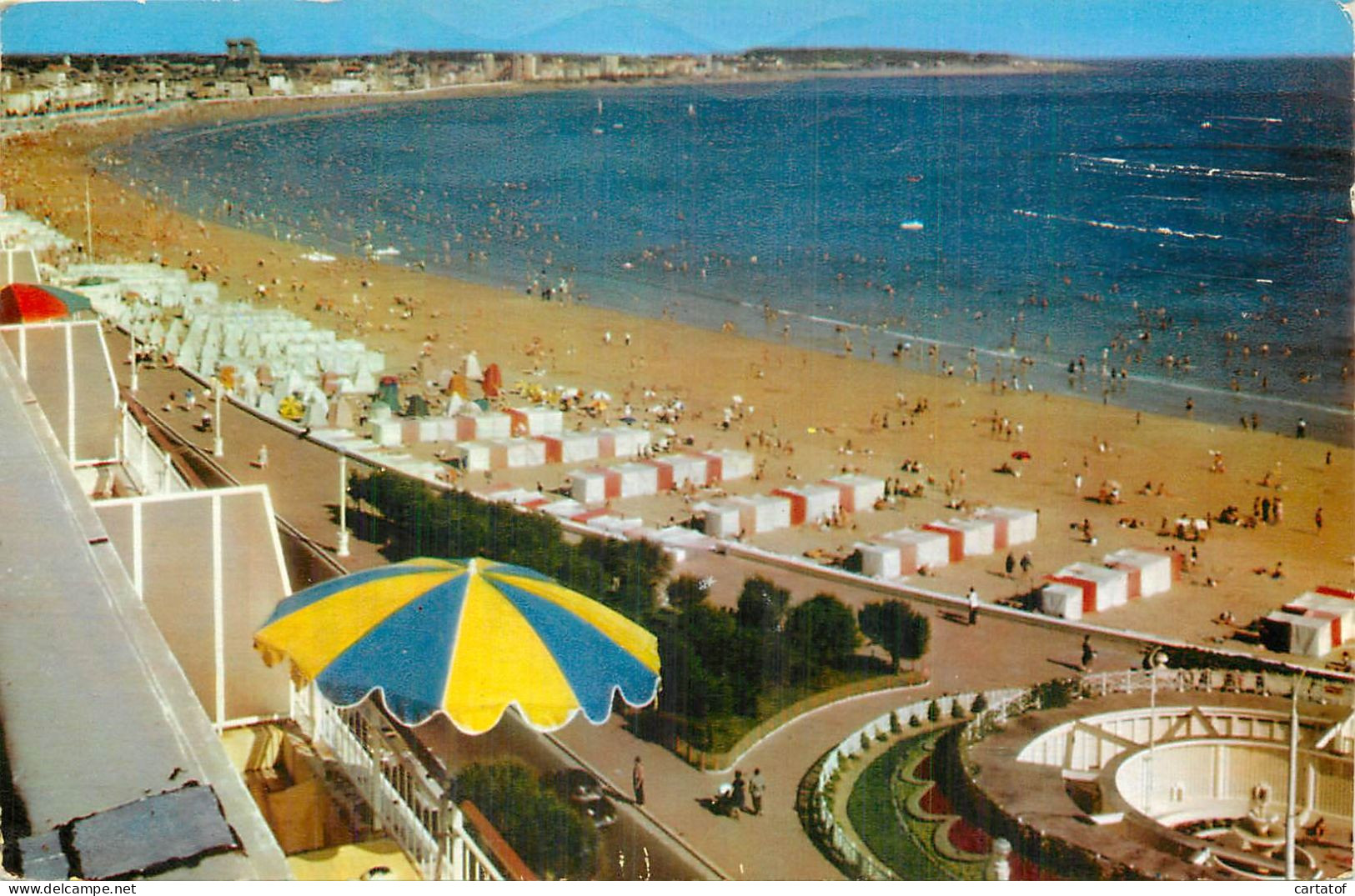 LES SABLES D'OLONNE . La Plage - Sables D'Olonne