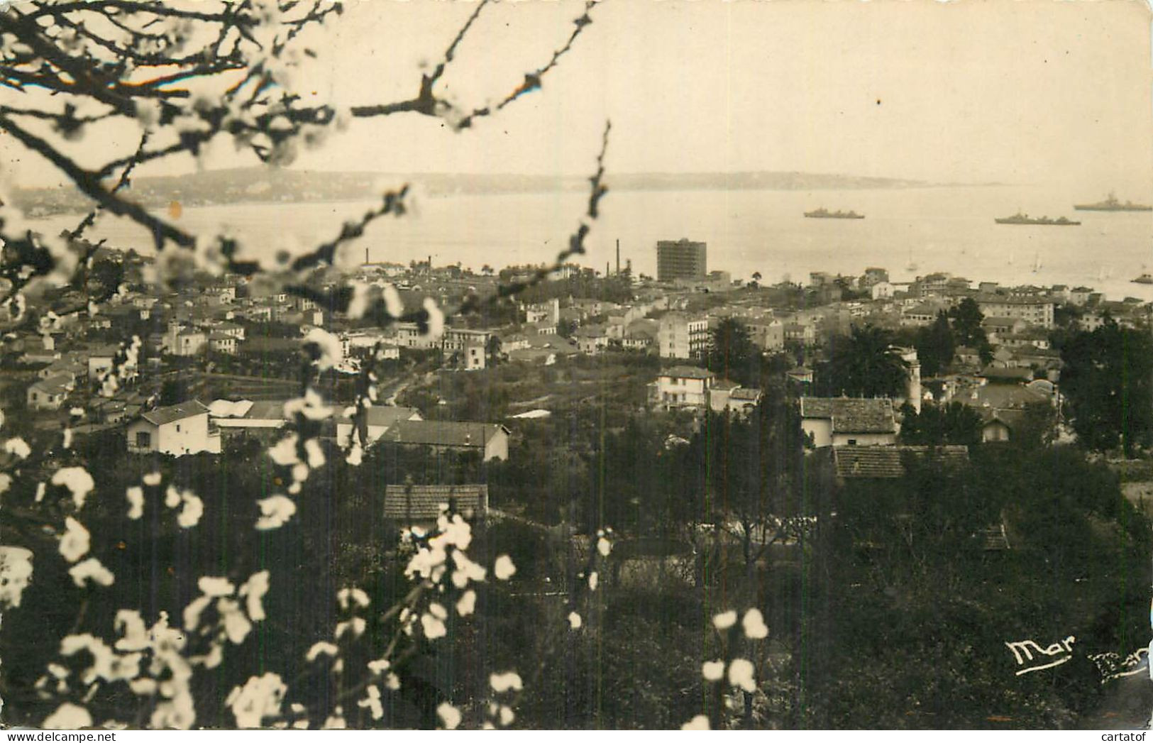 GOLFE JUAN . Vue Générale Et La Rade - Andere & Zonder Classificatie