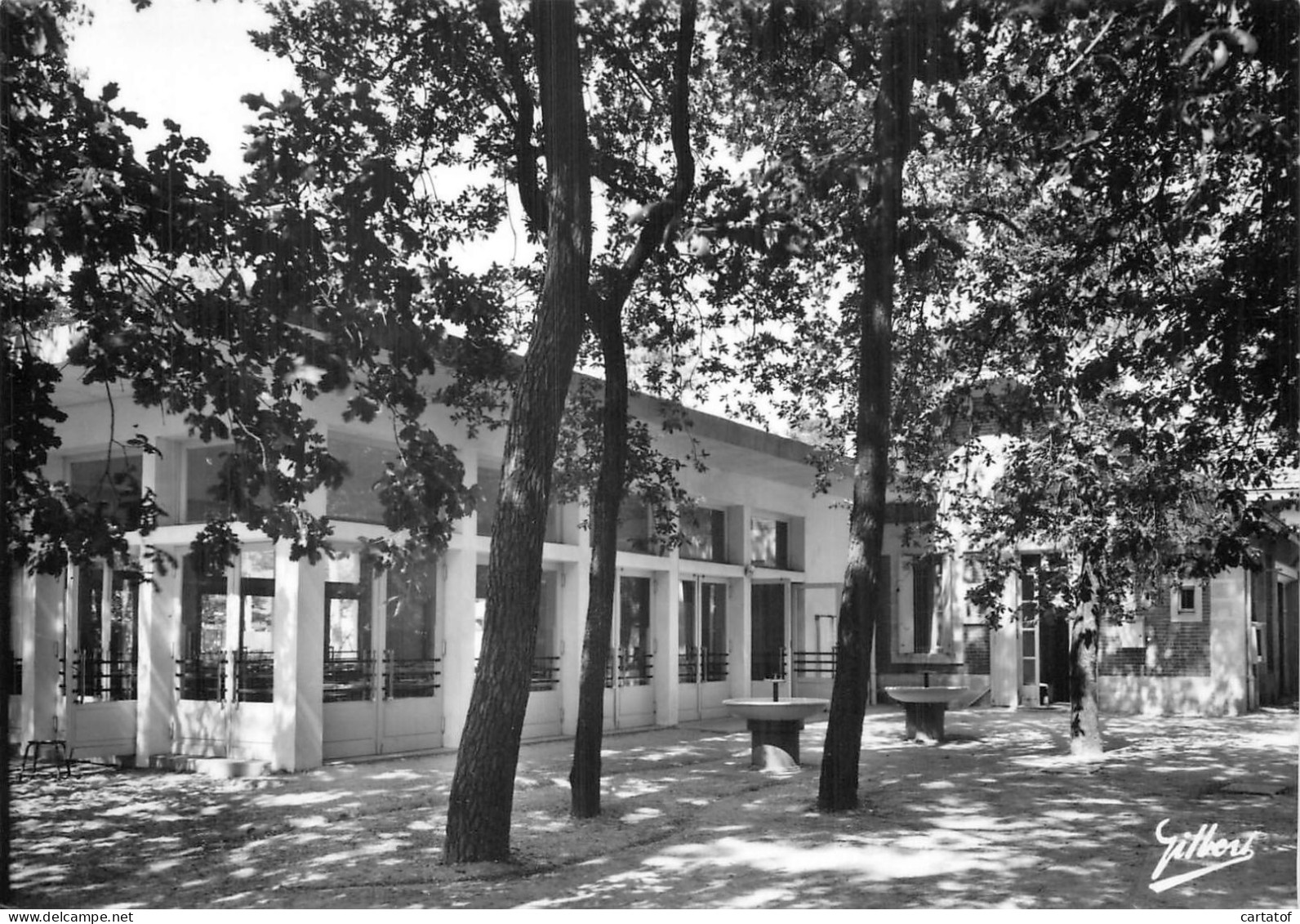 SOULAC Sur MER . Colonie De Vacances De GRAND QUEVILLY . La Salle à Manger - Soulac-sur-Mer