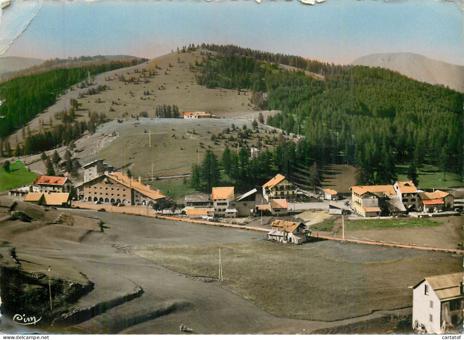 VALBERG . Vue Sur La Station Et Les Pentes De La Croix Du Sapet . - Autres & Non Classés