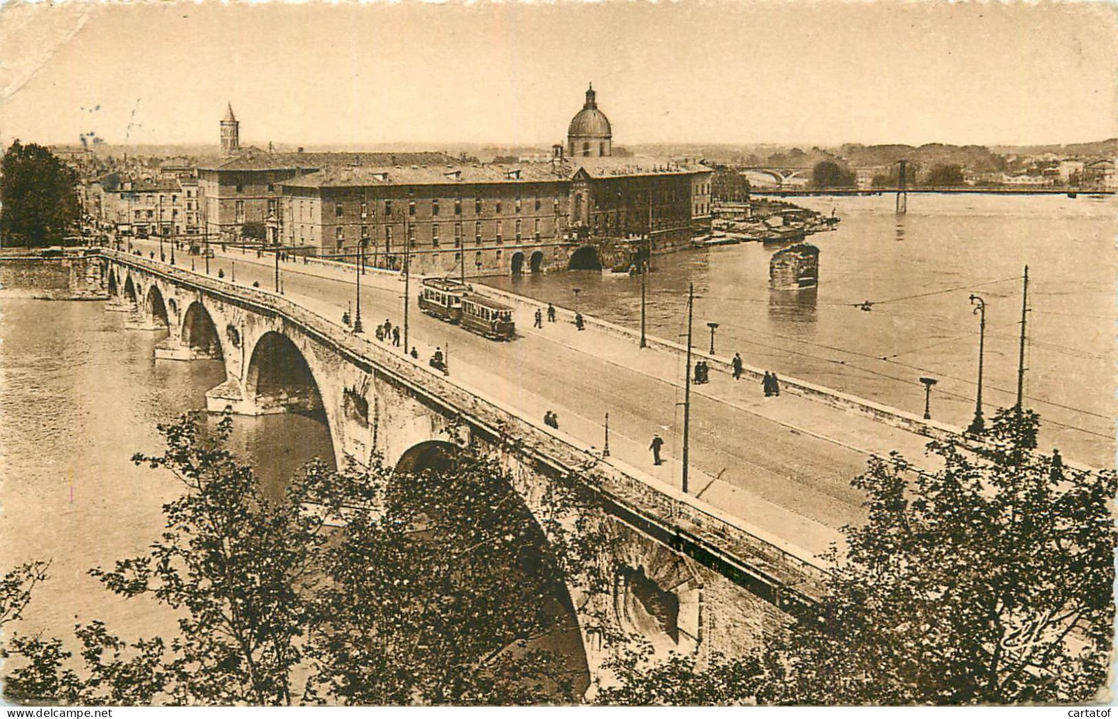 TOULOUSE . Vue Plongeante Sur Le Pont-Neuf Et L'Hôtel Dieu . - Toulouse