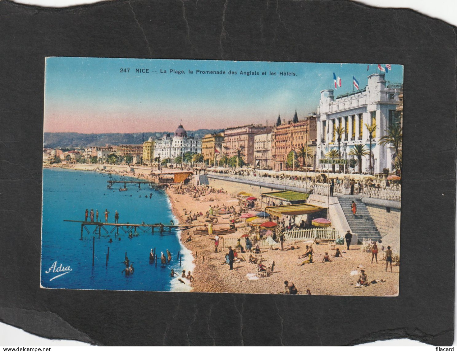 128998         Francia,      Nice,   La   Plage,  La  Promenade  Des  Anglais  Et  Les  Hotels,   NV(scritta) - Panoramic Views