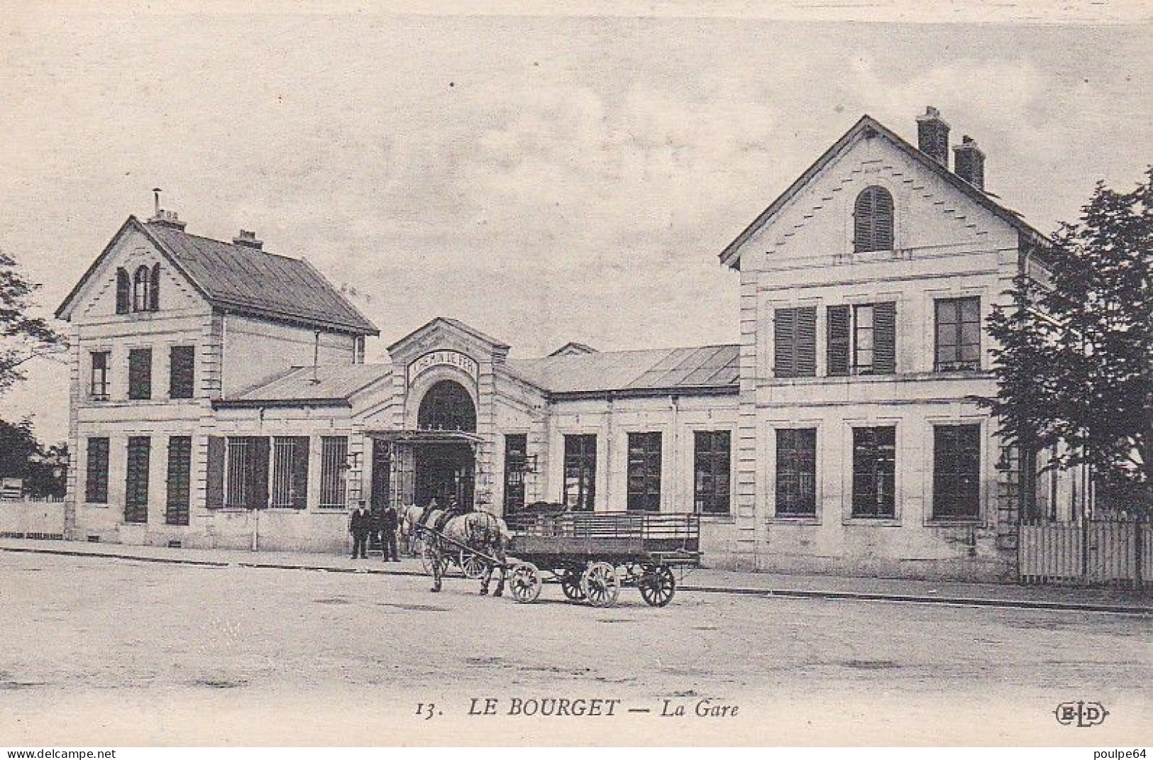 La Gare : Vue Extérieure - Le Bourget