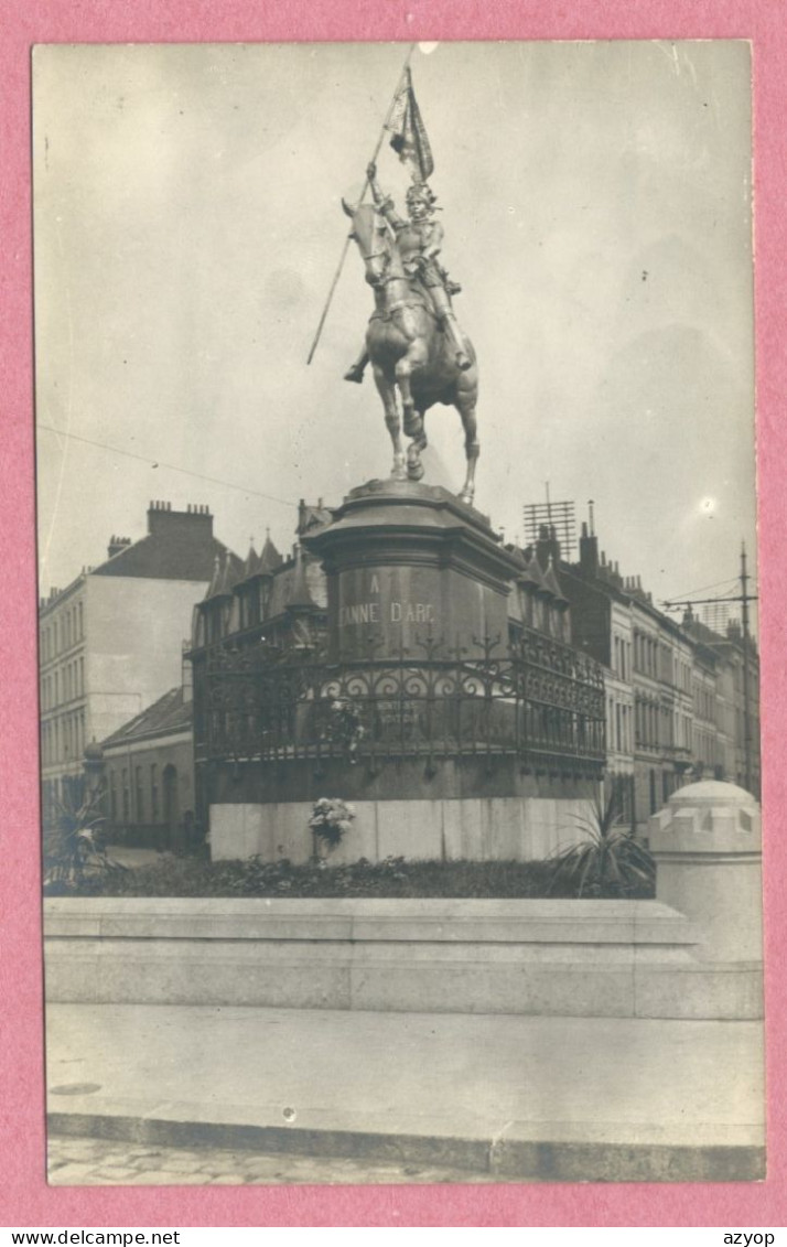 59 - LILLE - Carte Photo -  Statue JEANNE D' ARC - Lille