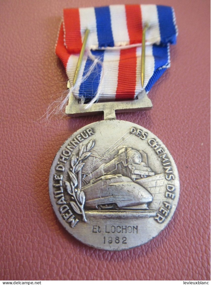 République Française/ Médaille D'Honneur Des Chemins De Fer /Loco Vapeur Et TGV/ 1982          MED512 - Francia