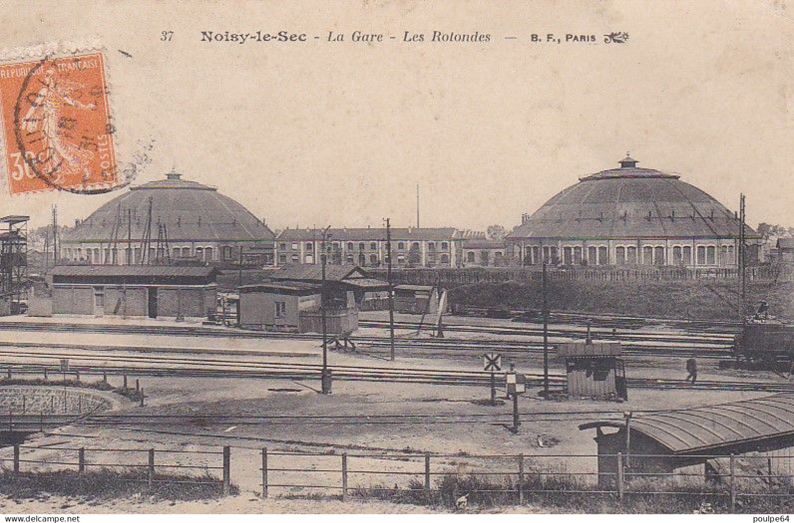 La Gare : Vue Intérieure Et Les Rotondes - Noisy Le Sec