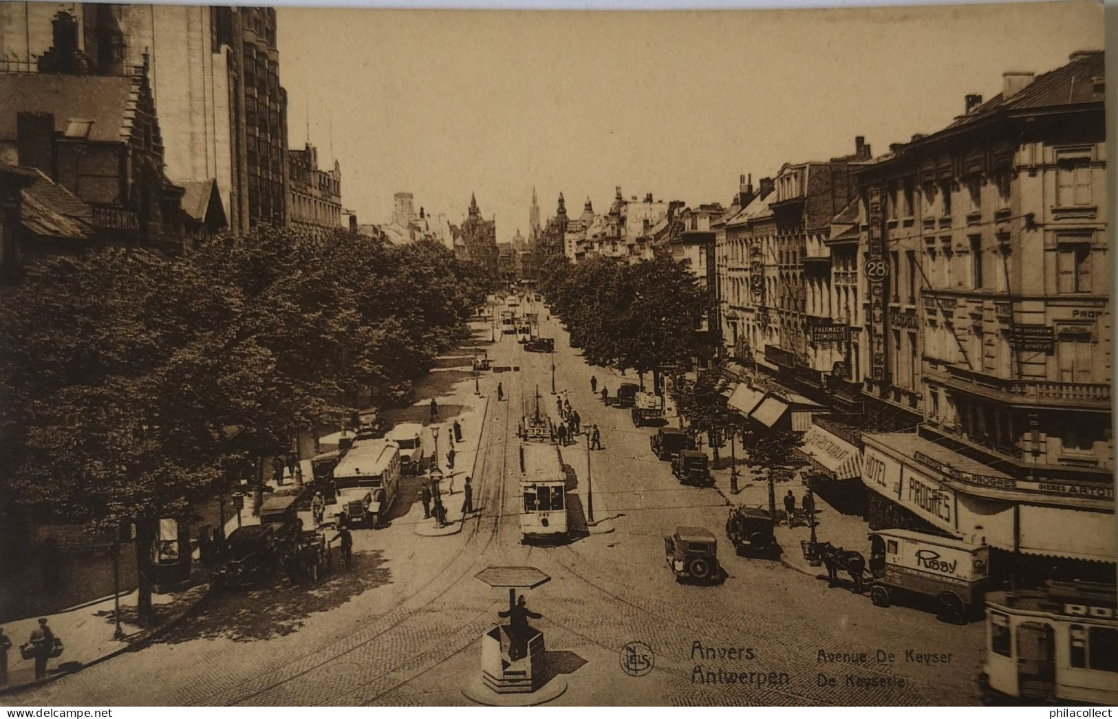 Antwerpen - Anvers  // Avenue De Keyser (Hotel Du Progress En Tram 19?? - Antwerpen