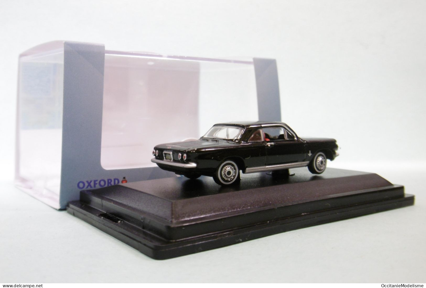 Oxford - CHEVROLET CORVAIR COUPE 1963 Noir Jaune Voiture US Neuf HO 1/87 - Vehiculos De Carretera