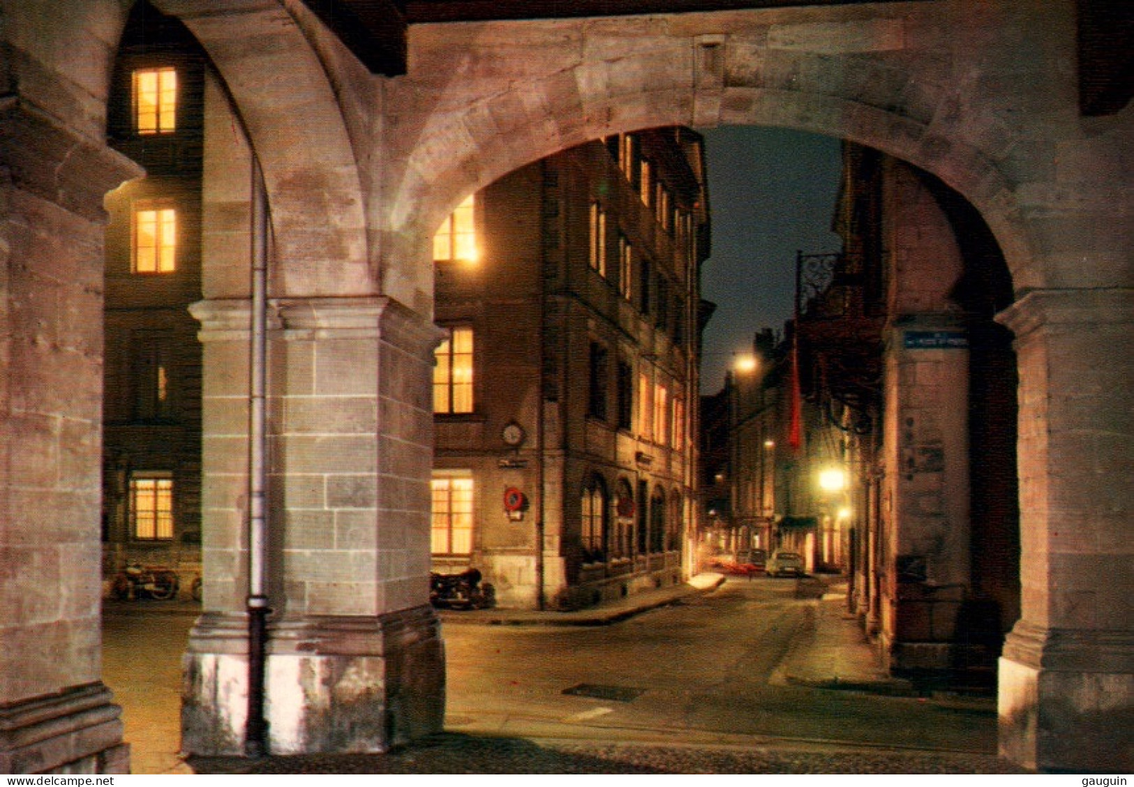 CPSM - GENÈVE - La Grande Rue Depuis L'Ancien Arsenal (vue De Nuit) - Edition Jaeger Cie - Genève