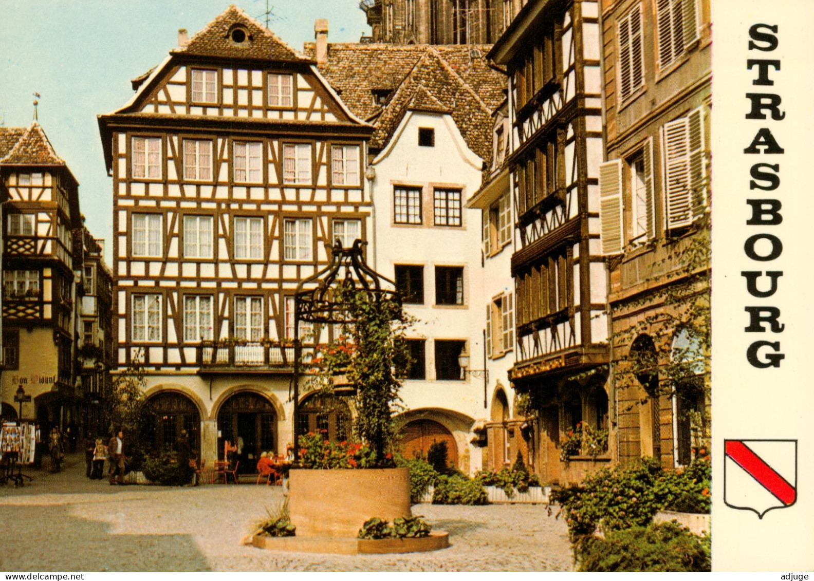 CPM-67-STRASBOURG - Place Du Marché Aux Cochons De Lait - Puits- *TBE- **2 Scans - Straatsburg