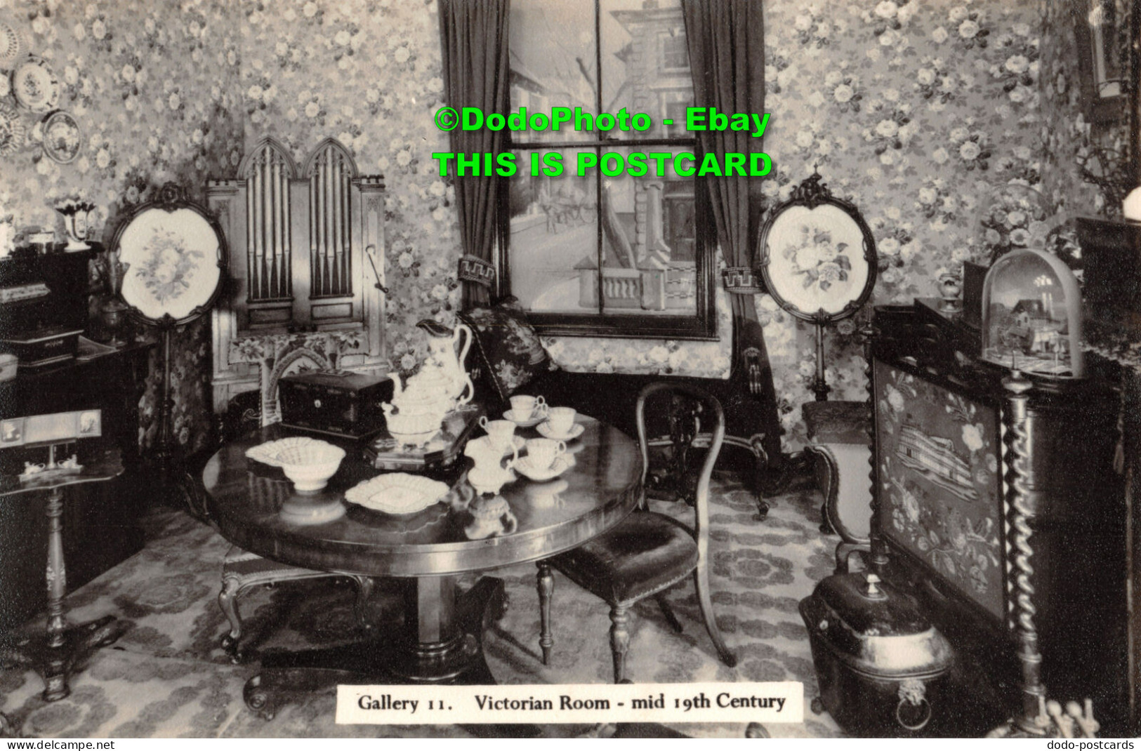 R358194 Gallery II. Victorian Room. Mid 19 Th Century. London County Council. Ge - Sonstige & Ohne Zuordnung