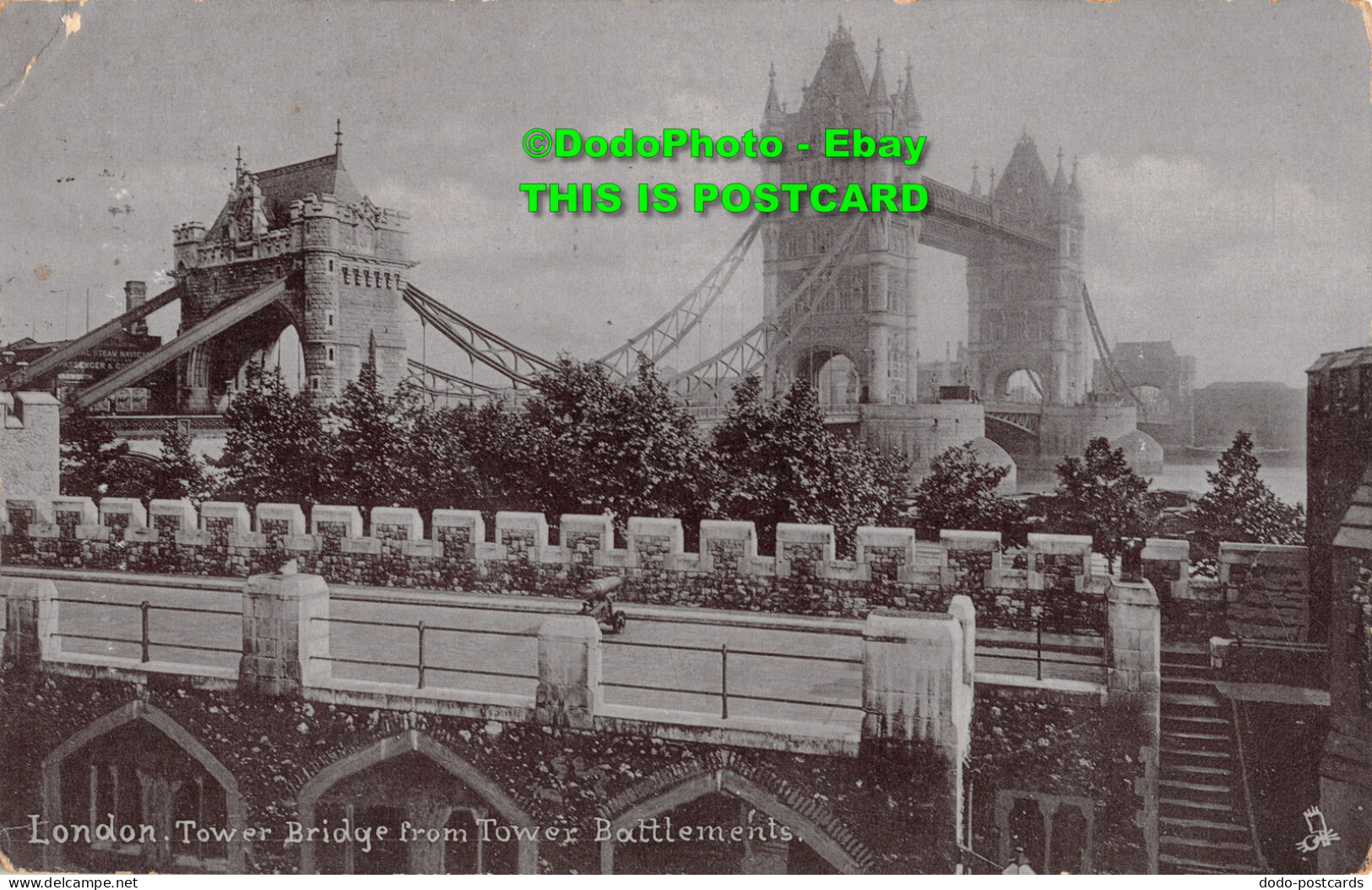 R358306 London. Tower Bridge From Tower Battlements. Tuck. Silverette. Postcard - Sonstige & Ohne Zuordnung