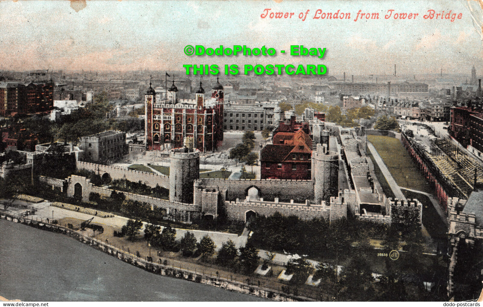 R358320 Tower Of London From Tower Bridge. Valentines Series - Sonstige & Ohne Zuordnung