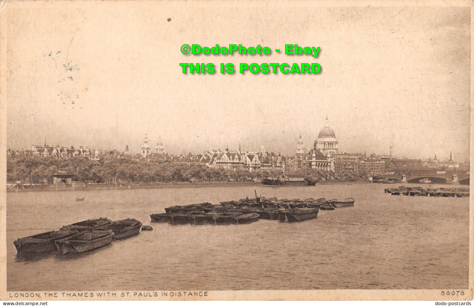 R358329 London. The Thames With St. Paul In Distance. Photochrom. 1924 - Autres & Non Classés