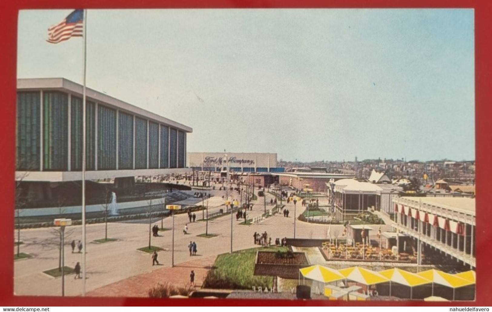 Uncirculated Postcard - USA - NY, NEW YORK WORLD'S FAIR 1964-65 - KENNEDY CIRCLE LOOKING SOUTHWEST - Tentoonstellingen
