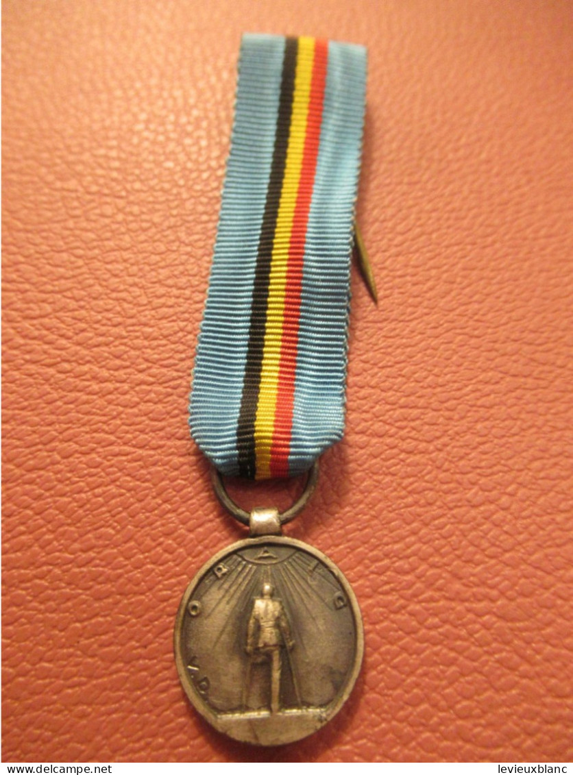 Belgique / Médaille Miniature/ Avec Handicapé Unijambiste / Association ?/  1922       MED514 - Belgium