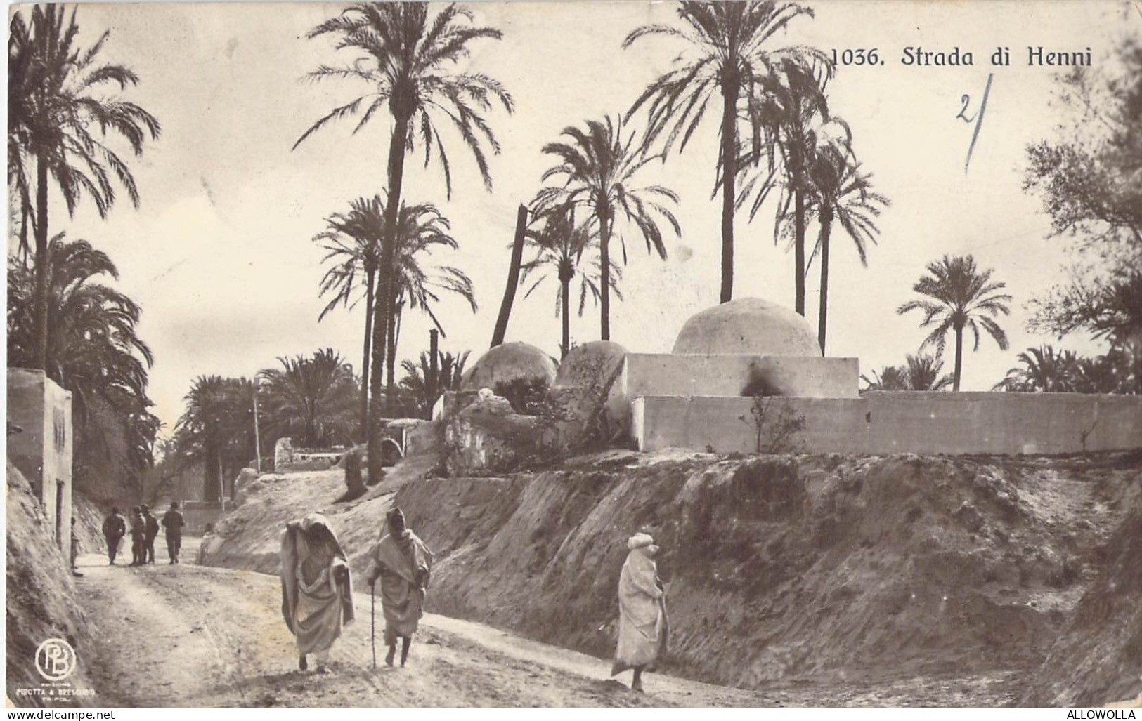 26968 " STRADA DI HENNI " ANIMATA -VERA FOTO-CART.POST. SPED.1915 - Libia