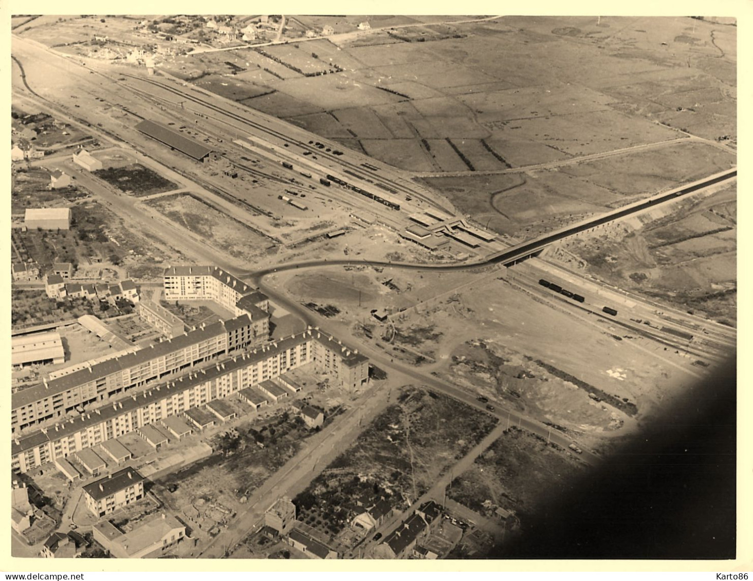 St Nazaire * Entrée , Nouvelle Gare * Photo 1955 Photographe P. Baudry * Ligne Chemin De Fer * 24x18cm - Saint Nazaire