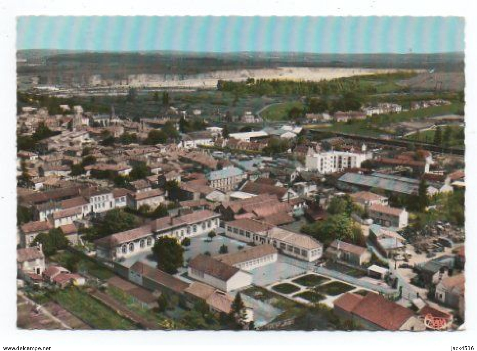 Carte Postale Moderne - 15 Cm X 10 Cm - Circulé - Dép. 16 - LA COURONNE - Vue Aérienne, école Primaire - Andere & Zonder Classificatie