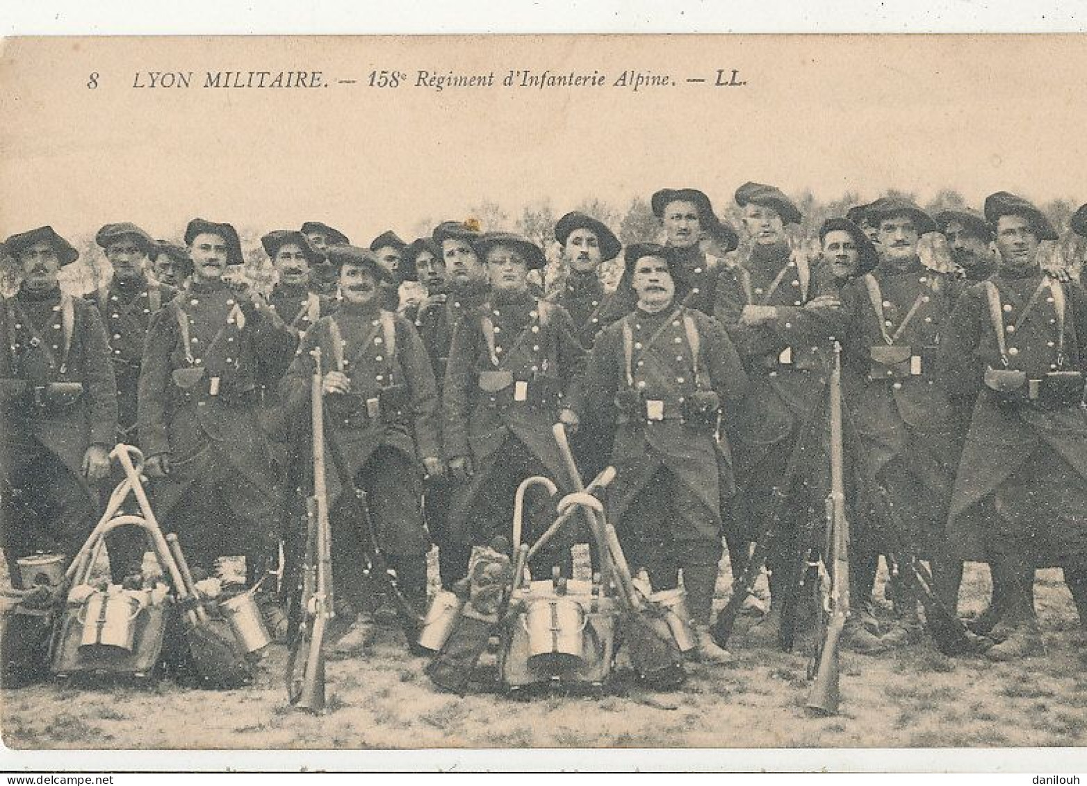 69 // LYON MILITAIRE   158 Eme Regiment D'infanterie Alpine / Chasseurs Alpins / Militaria   LL 8 - Sonstige & Ohne Zuordnung