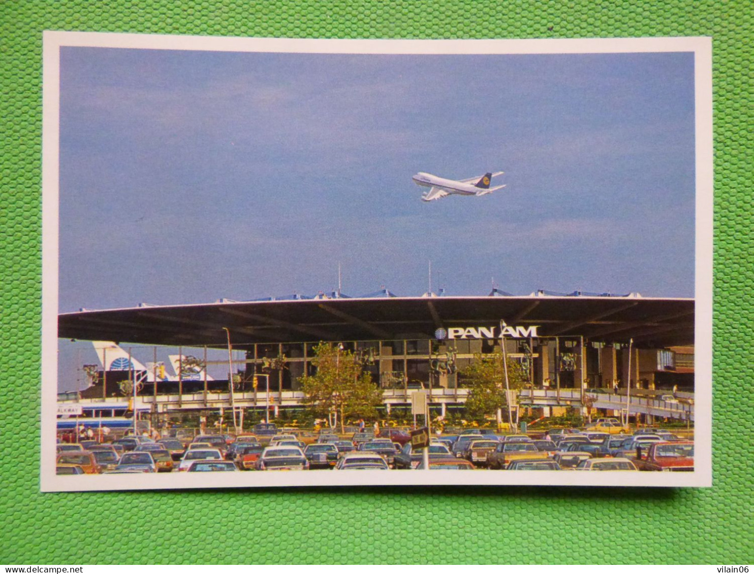 NEW YORK JFK  TERMINAL PAN AM     /  AEROPORT / AIRPORT / FLUGHAFEN - Aerodrome