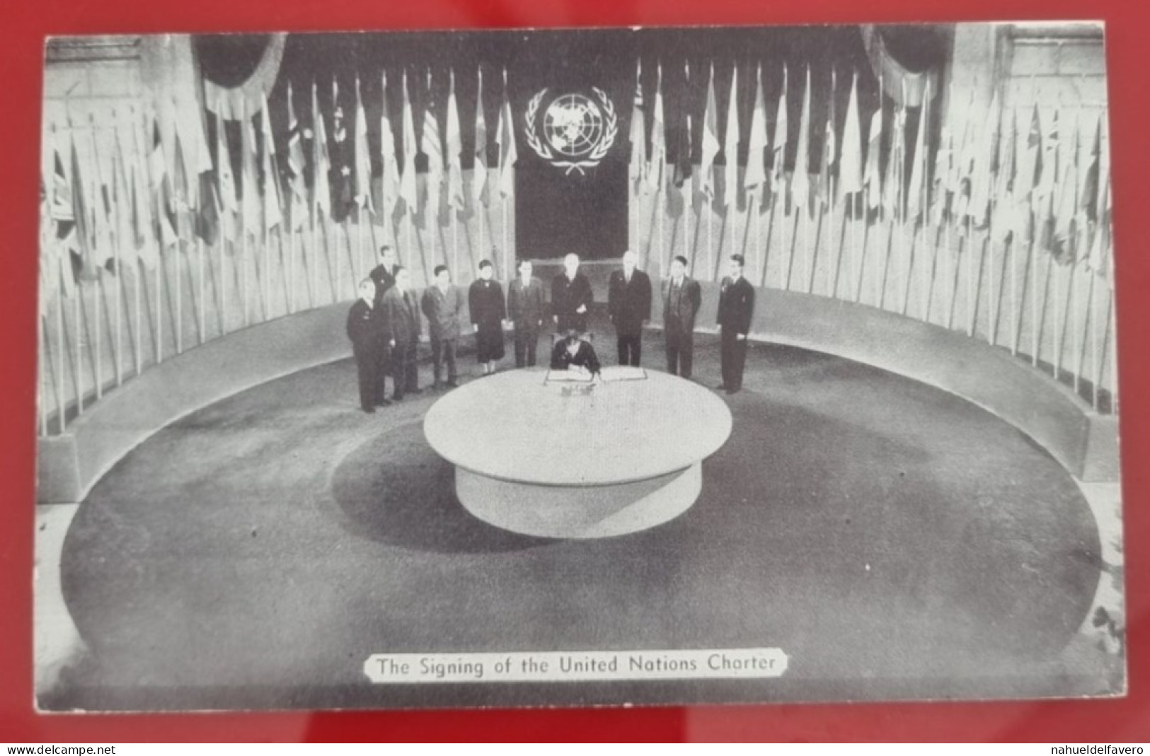 Uncirculated Postcard - USA - NY, NEW YORK CITY - UNITED NATIONS, THE SIGNING OF THE UNITED NATIONS CHARTER 1945 - Lugares Y Plazas