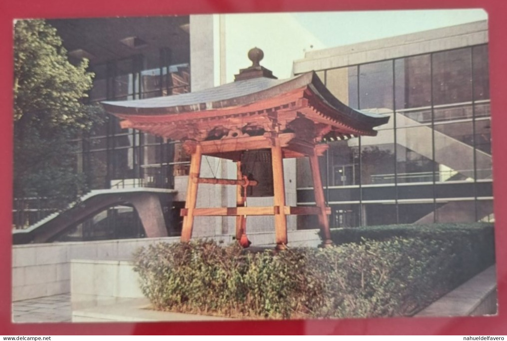 Uncirculated Postcard - USA - NY, NEW YORK CITY - UNITED NATIONS, PEACE BELL, THE GIFT OF THE U.N. ASS. OF JAPAN - Places