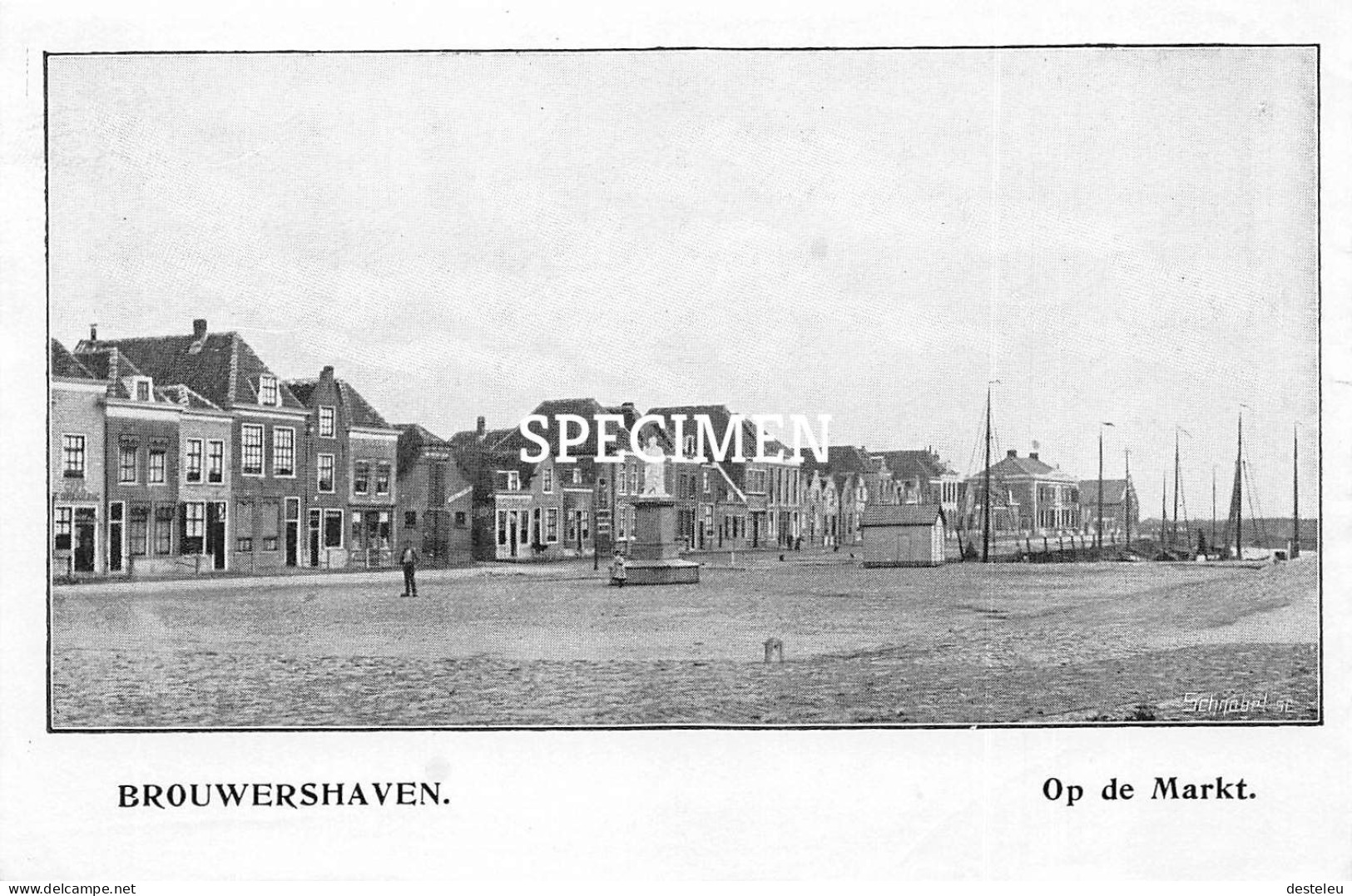 Prent - Op De Markt - Brouwershaven  - 8.5x12.5 Cm - Other & Unclassified