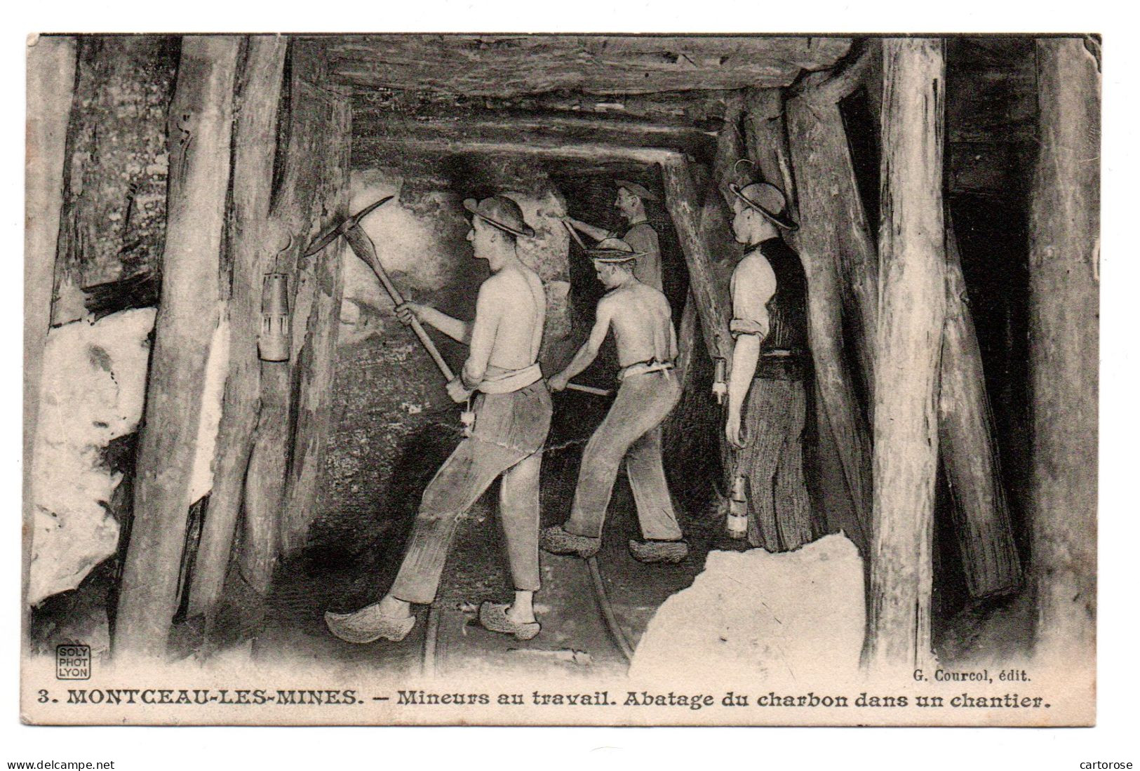 71  MONTCEAU-les-MINES  -  Mineurs Au Travail. Abatage Du Charbon Dans Un Chantier - Montceau Les Mines