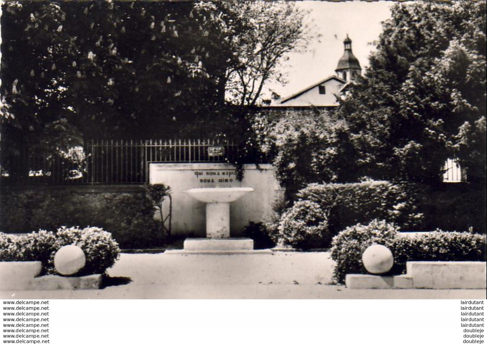 D32  EAUZE  Le Square De Gaulle  ..... - Sonstige & Ohne Zuordnung