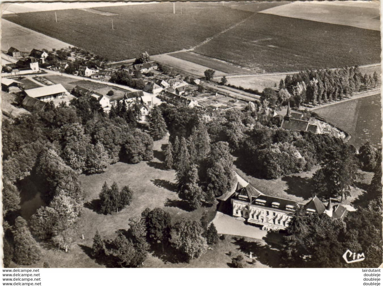 D41 AMBLOY  Colonie De Vacances Du Comité D'établissement Sud Aviation  .....  Vue Aérienne - Autres & Non Classés