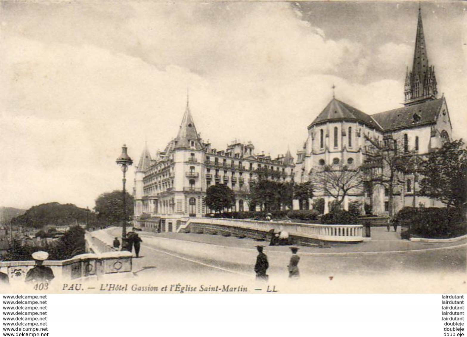 PAU  L'Hôtel Gassion Et L'Eglise Saint-Martin ..... ( Ref FB377 ) - Pau