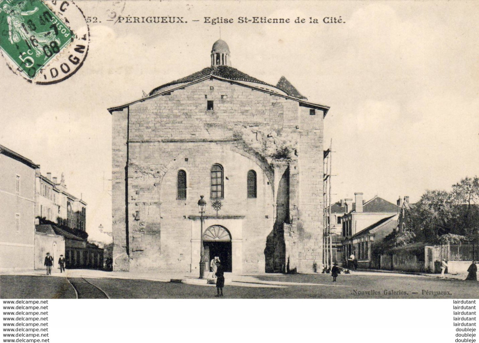 D24  PERIGUEUX   Eglise St-Etienne De La Cité - Périgueux