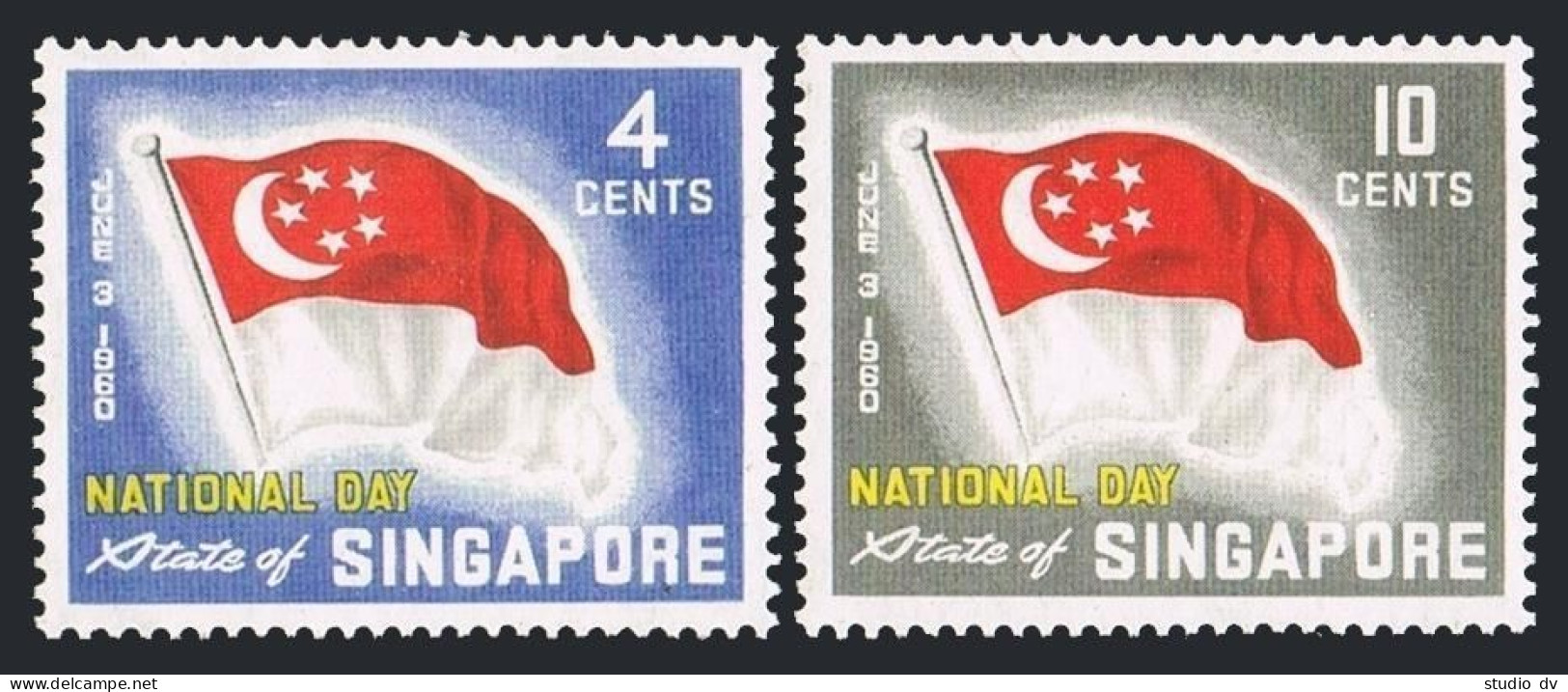 Singapore 49-50, Hinged. Mi 49-50. National Day 1960. State Flag Of Singapore. - Singapur (1959-...)