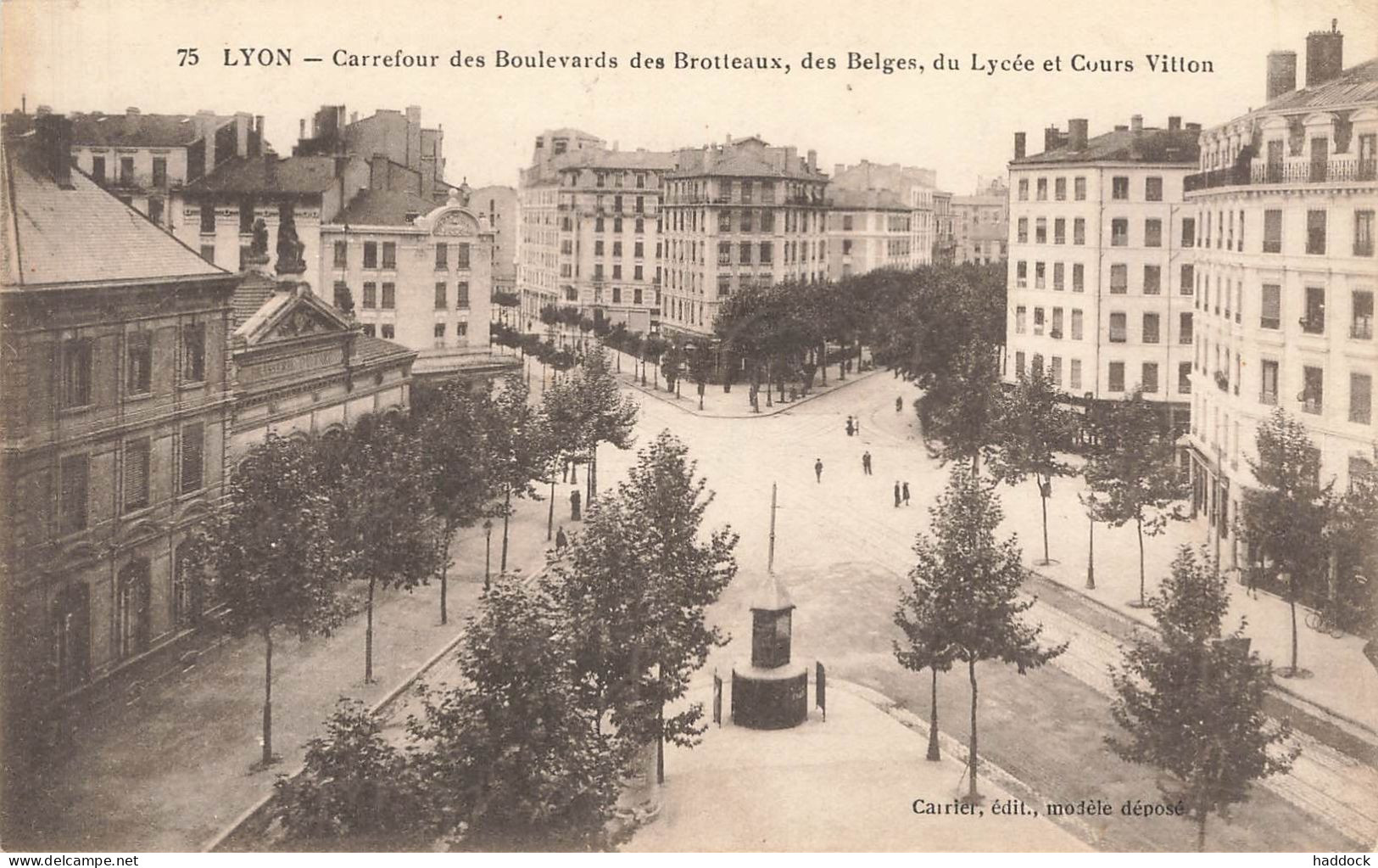 LYON : CARREFOUR DES BOULEVARDS DE BROTTEAUX, DES BELGES, DU LYCEE ET COURS VITTON - Autres & Non Classés