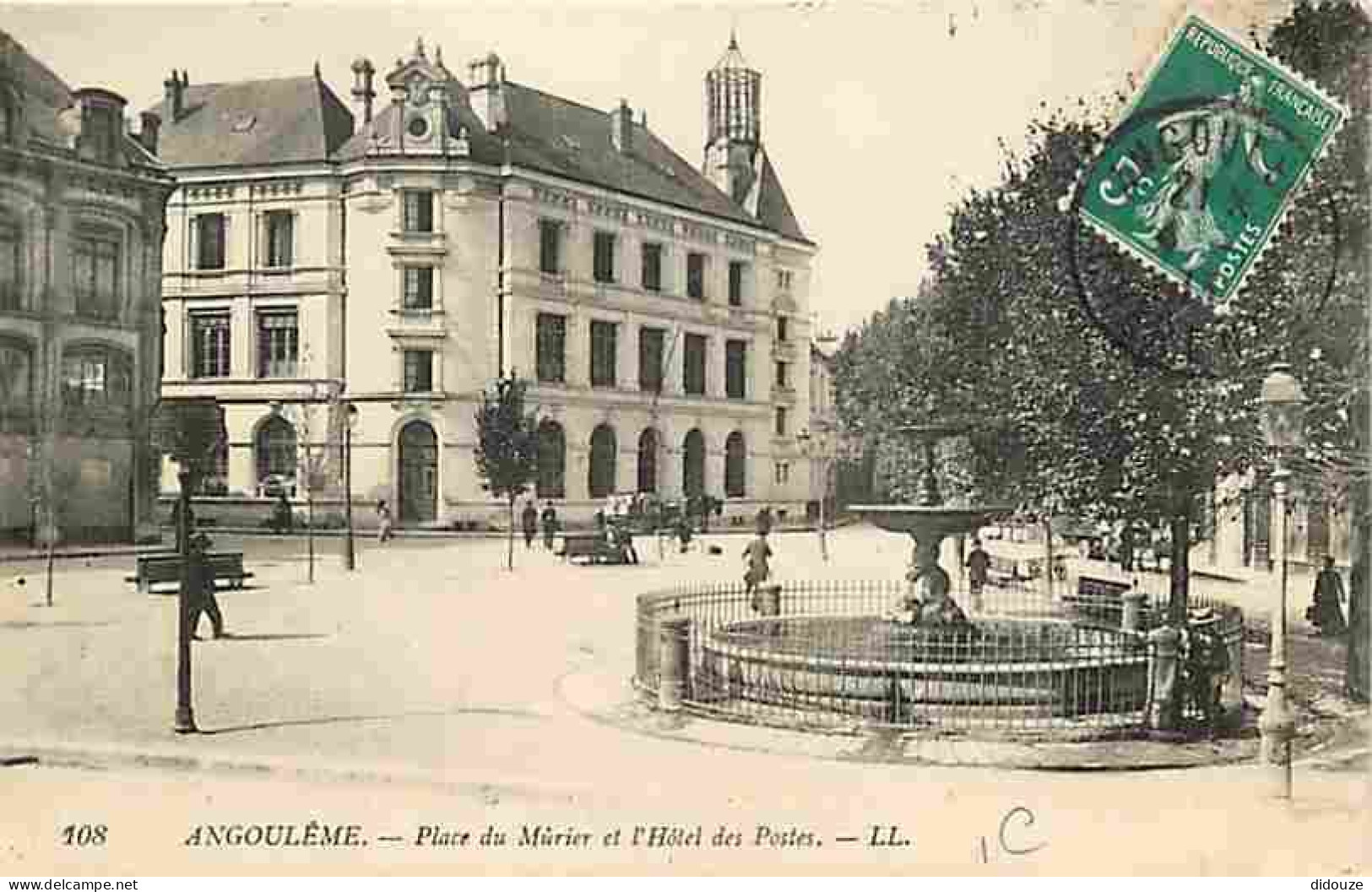 16 - Angouleme - Place Du Mûrier Et L'Hôtel Des Postes - Animée - Oblitération Ronde De 1913 - CPA - Voir Scans Recto-Ve - Angouleme