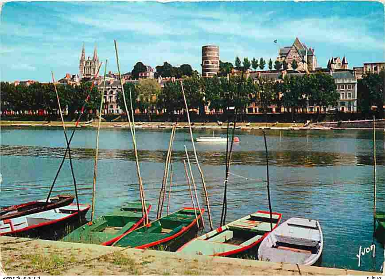 49 - Angers - Vue Générale Sur La Maine - CPM - Voir Scans Recto-Verso - Angers