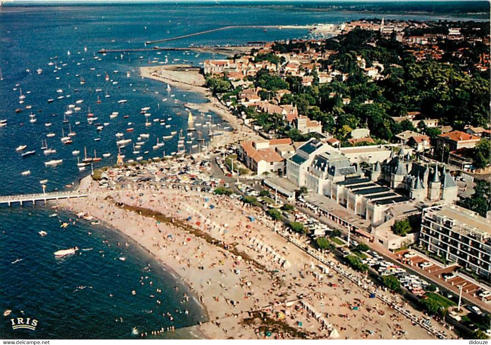 33 - Arcachon - Vue Générale Aérienne - La Plage - Le Casino - CPM - Voir Scans Recto-Verso - Arcachon