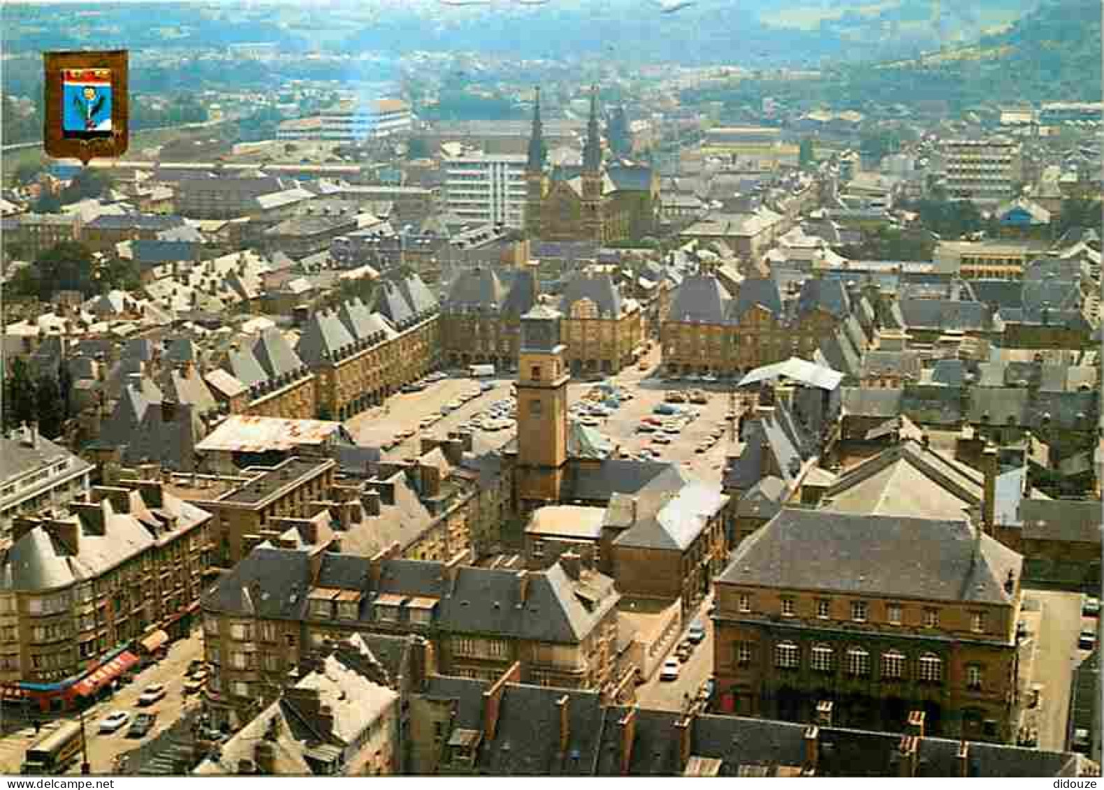 08 - Charleville Mézières - Vue Générale Aérienne - Blasons - Carte Neuve - CPM - Voir Scans Recto-Verso - Charleville