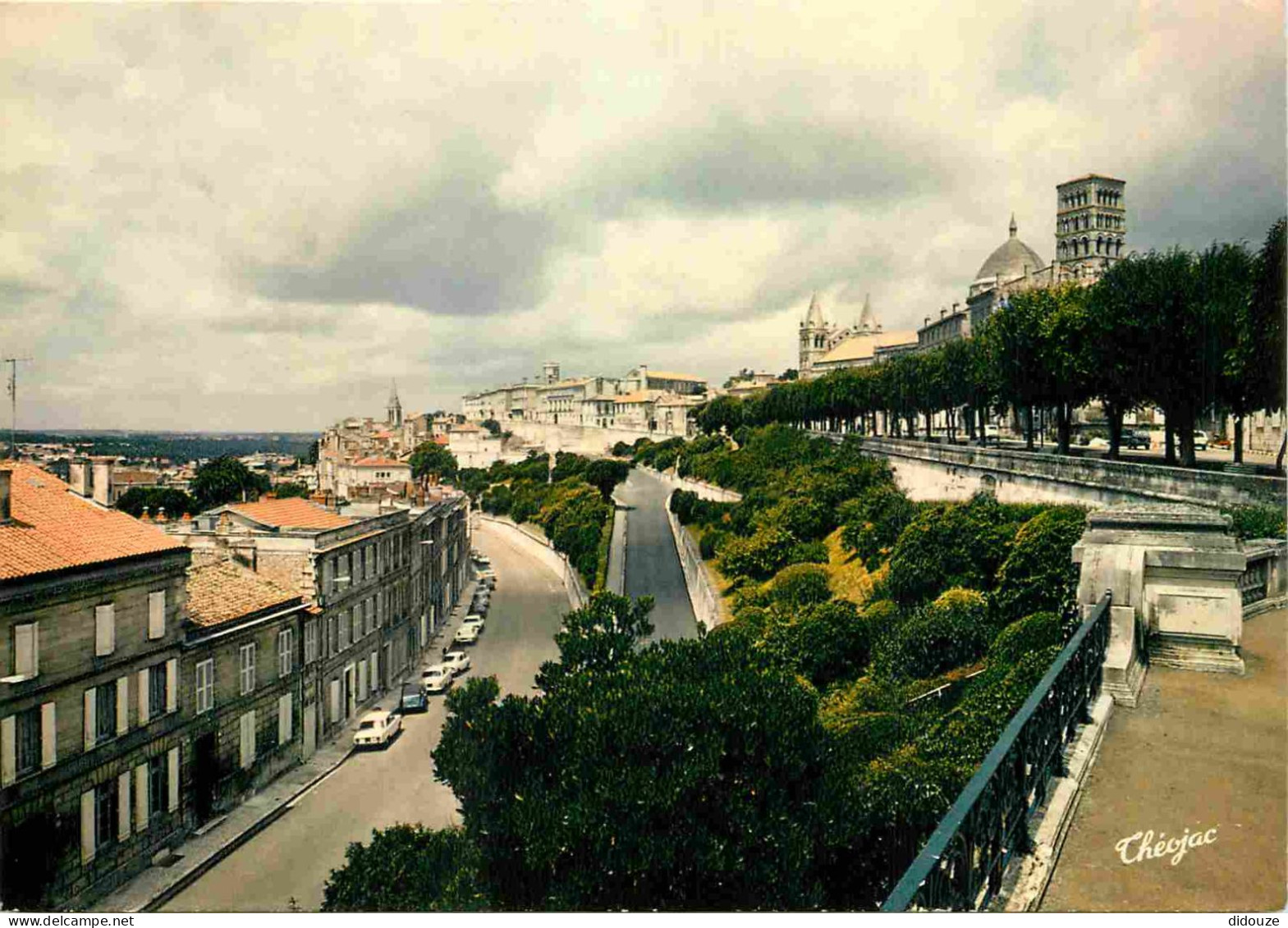 16 - Angouleme - Remparts - CPM - Voir Scans Recto-Verso - Angouleme