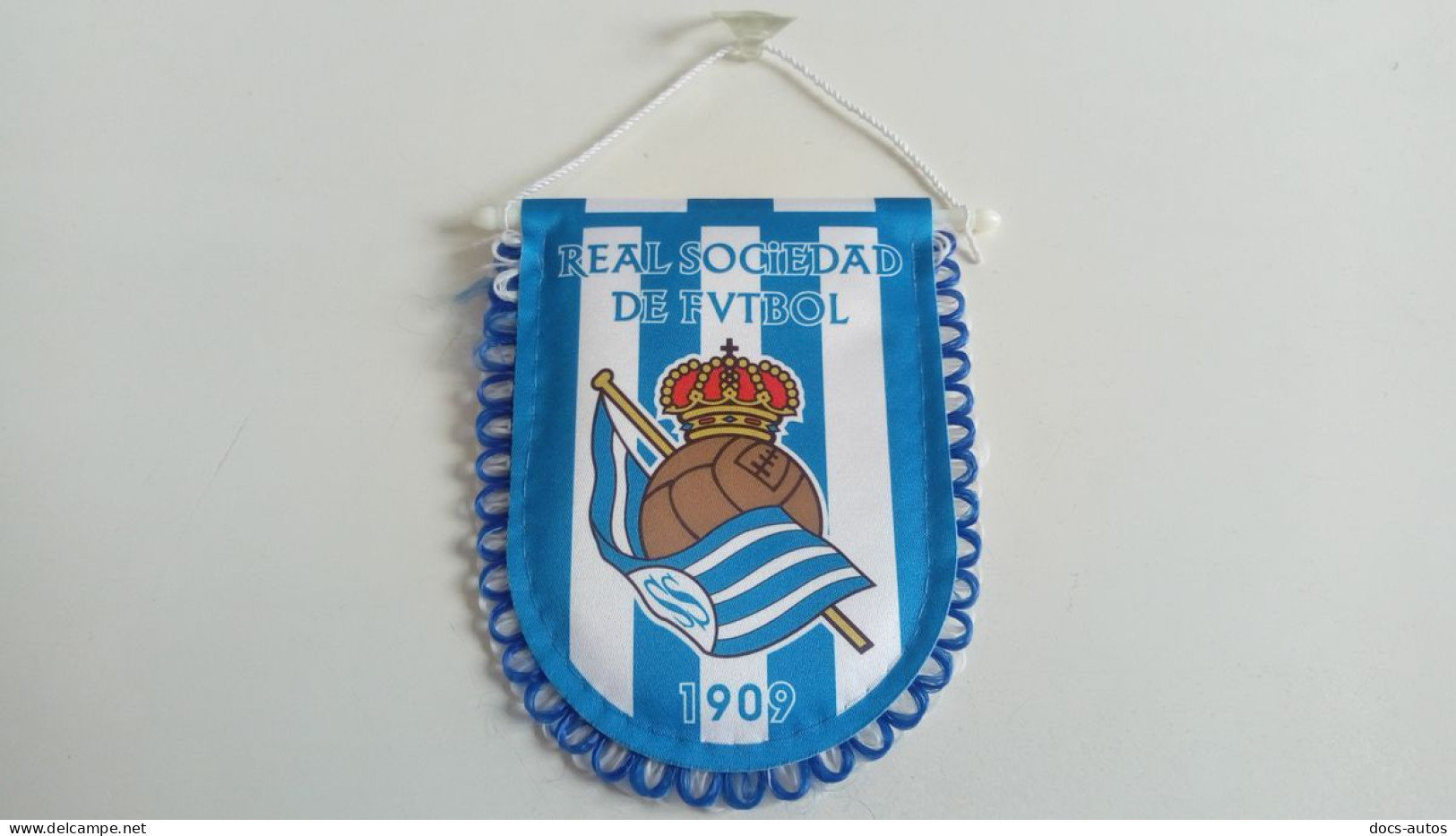 Fanion Real Sociedad De Futbol 1909 - Apparel, Souvenirs & Other