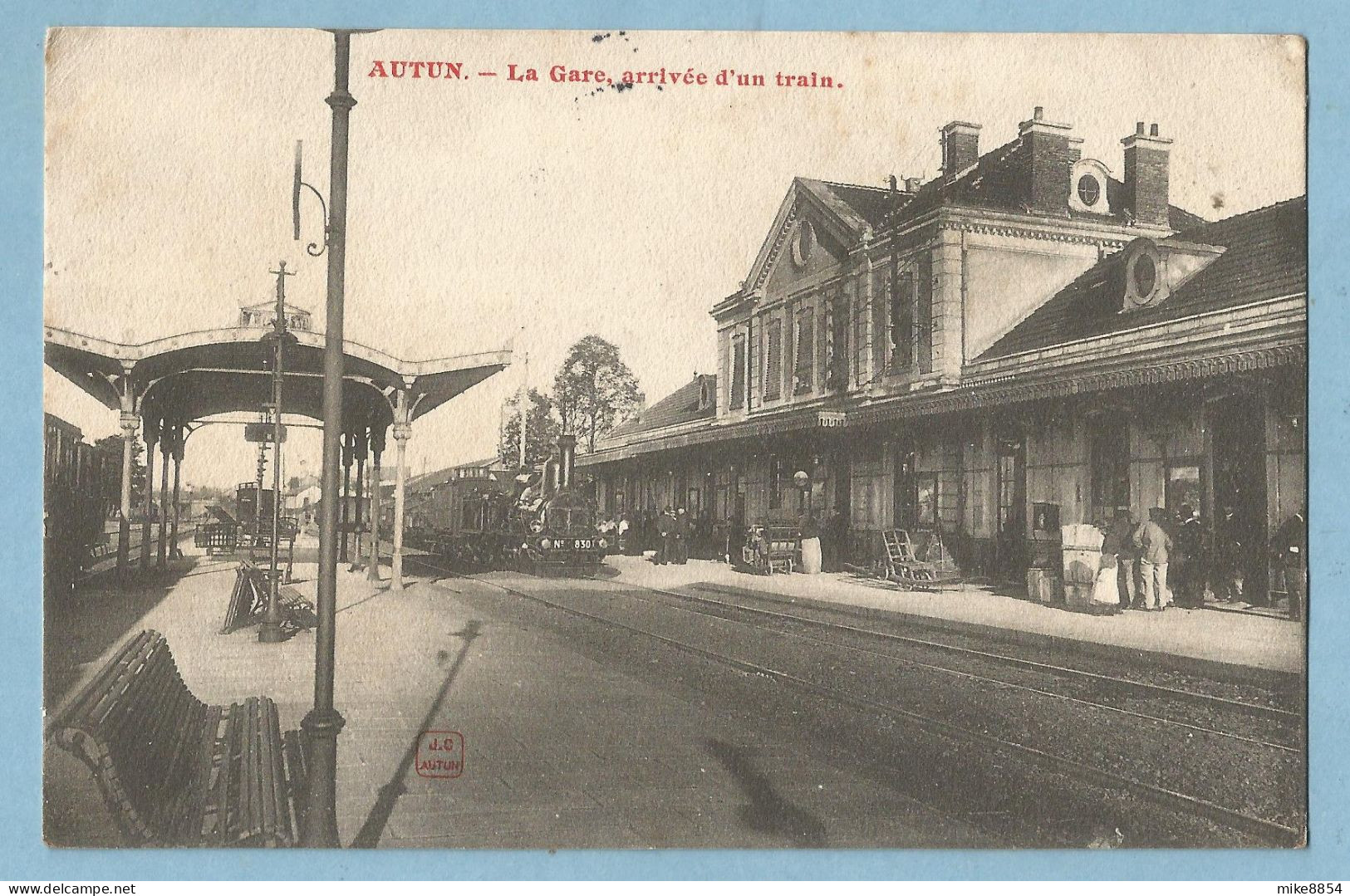 A053  CPA  AUTUN (Saône-et-Loire)  La Gare -  Arrivée D'un Train  ++++++++++++++++++++++++ - Autun