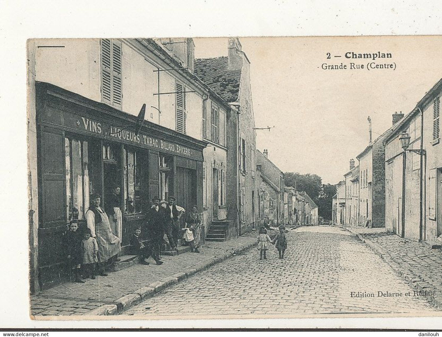 91 // CHAMPLAN Grande Rue   Centre   Café Tabac à Gauche   Edit Delarue - Andere & Zonder Classificatie