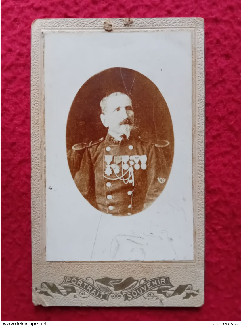 CDV PHOTO OFFICIER MILITAIRE MEDAILLES A IDENTIFIER - War, Military