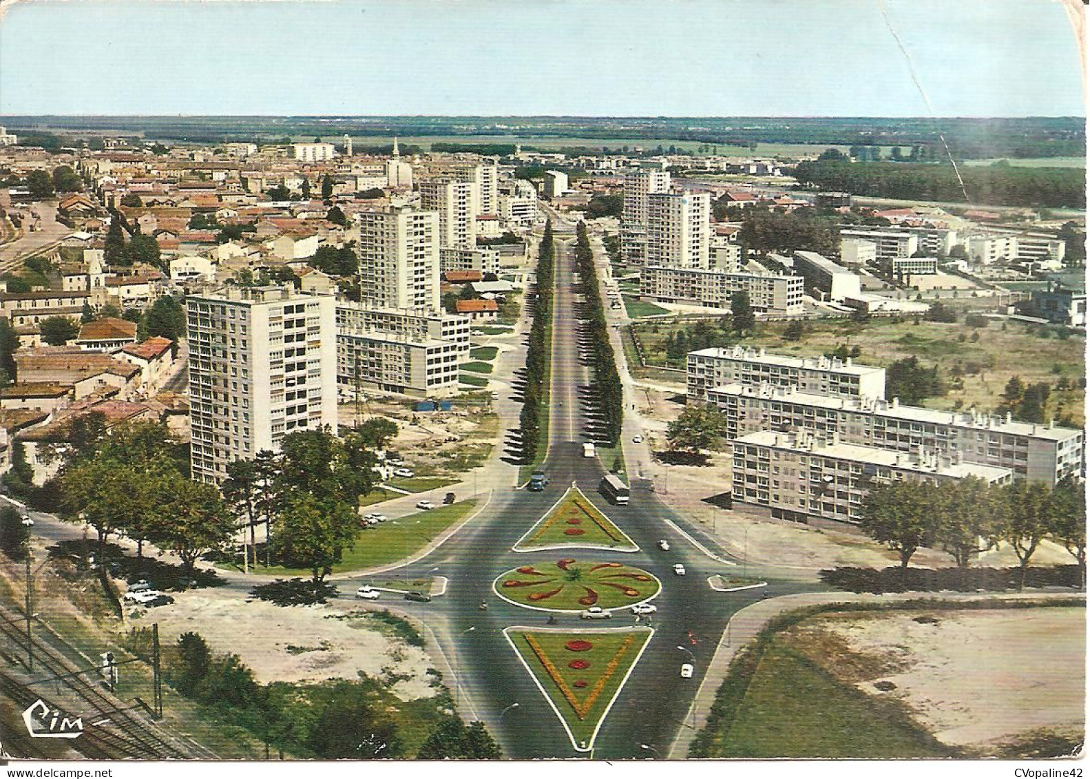 MACON (71) Vue Aérienne - La Percée Sud En 1983  CPSM GF - Macon