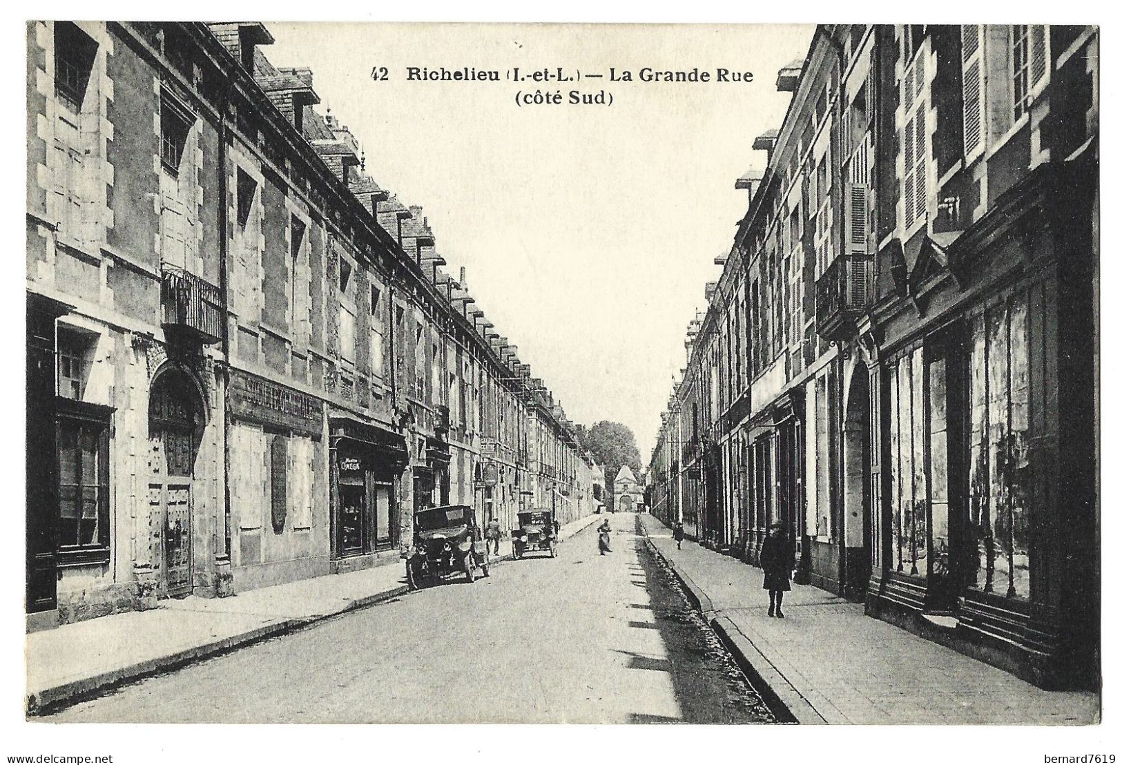 37  Richelieu - La Grande Rue - Cote Sud - Autres & Non Classés