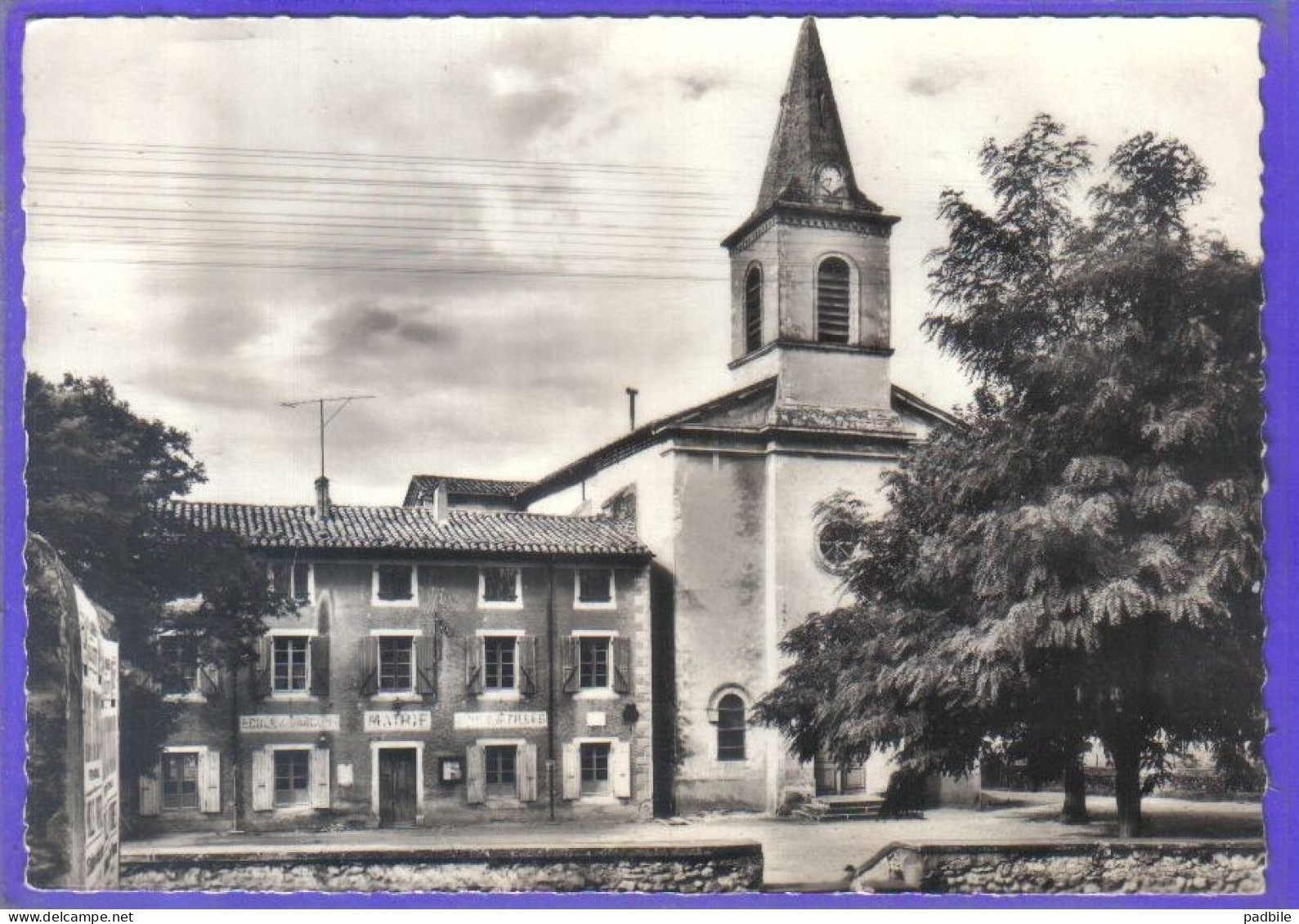 Carte Postale 26. La Batie Roland  Mairie écoles église  Très Beau Plan - Other & Unclassified